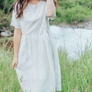 Piper and Scoot Waterford M Dress with Stitching